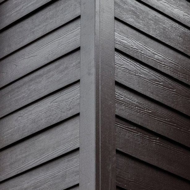Engineered wood siding corner detail